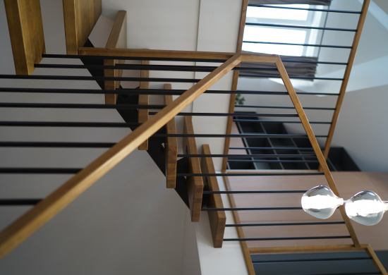 Книжный шкаф